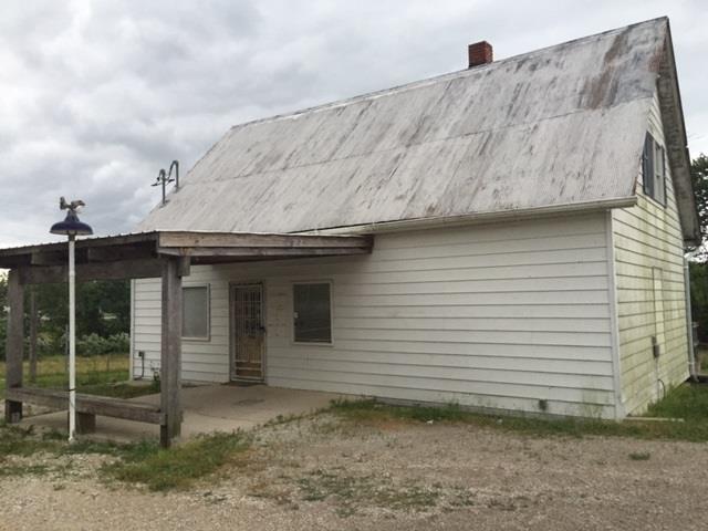 8746 St. Rd. 135 South - Photo 1