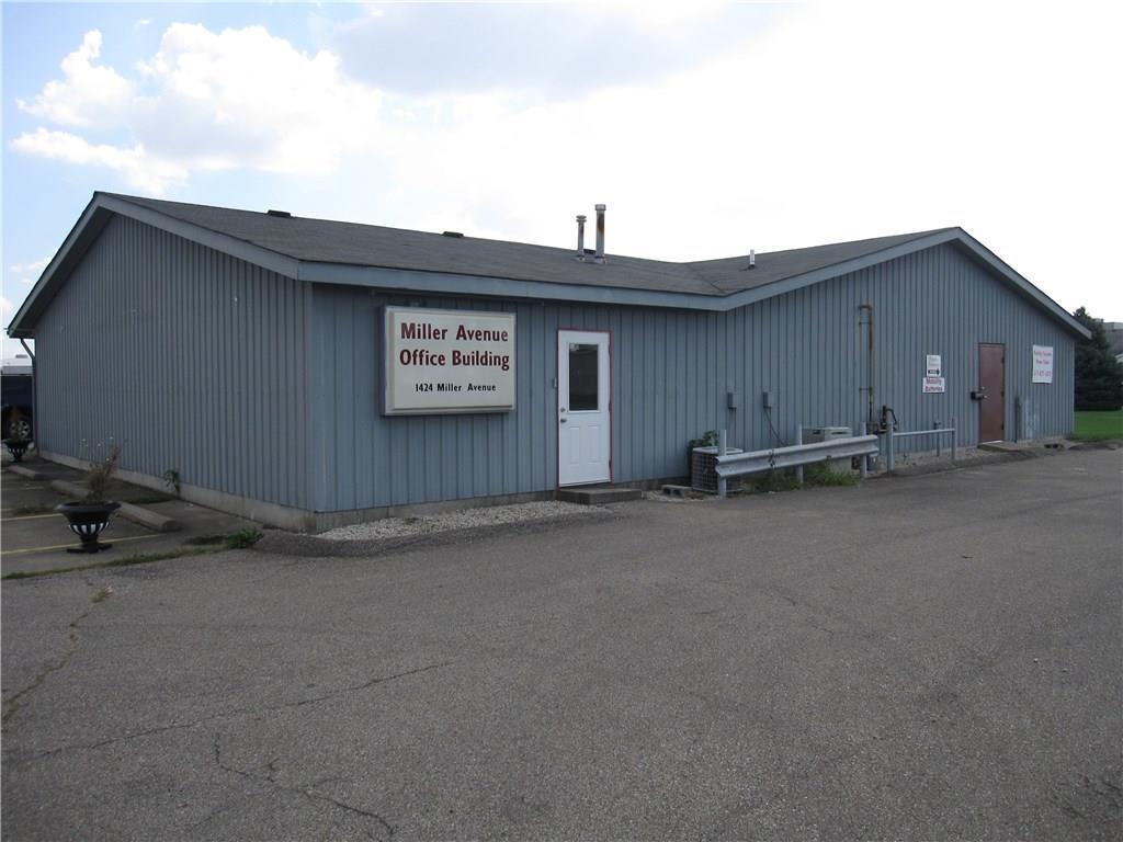 1424 State Rd 44 - Photo 1