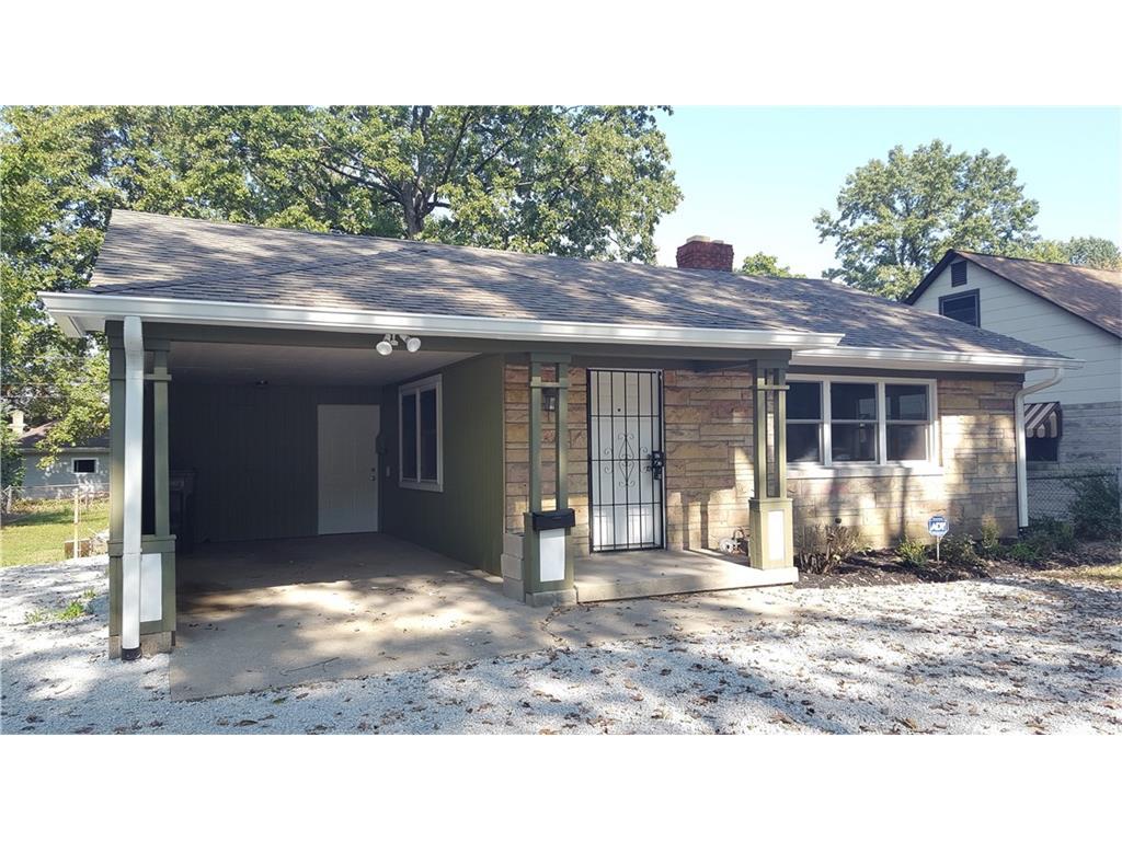 3240 Fall Creek Parkway - Photo 1