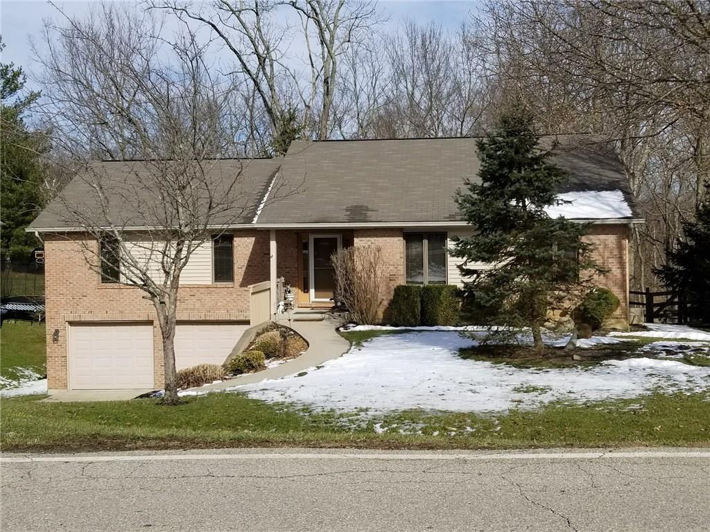 20568 Lakeview Drive - Photo 1