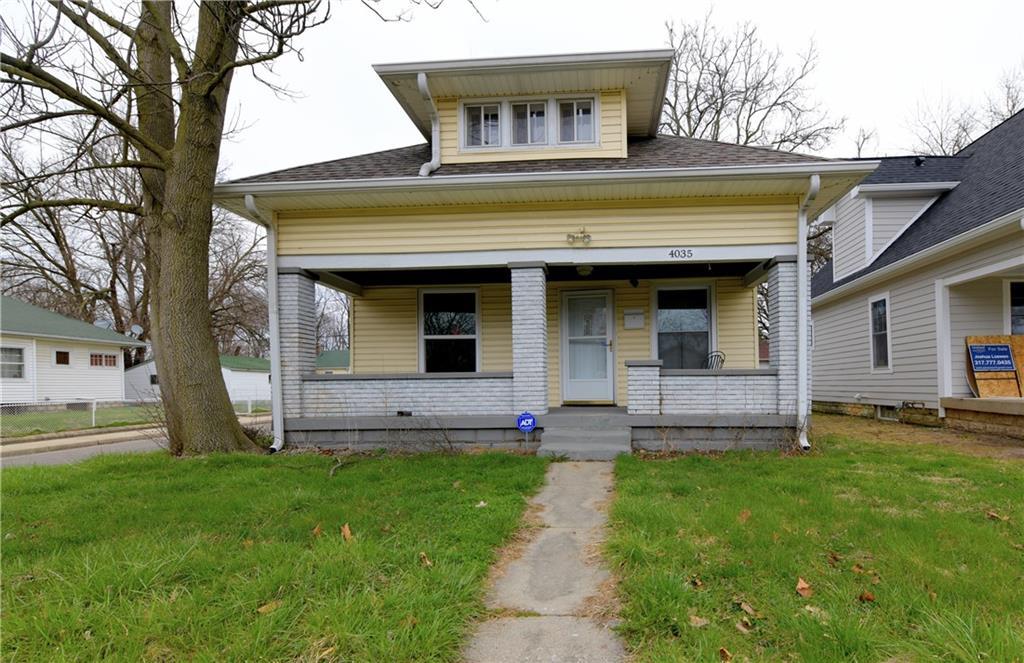 4035 Rookwood Avenue - Photo 1