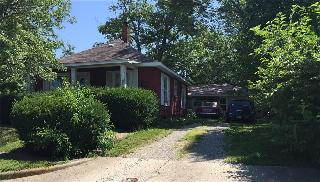 406 Louise Avenue - Photo 1