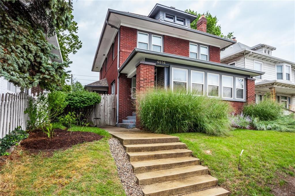 4614 Washington Street - Photo 1