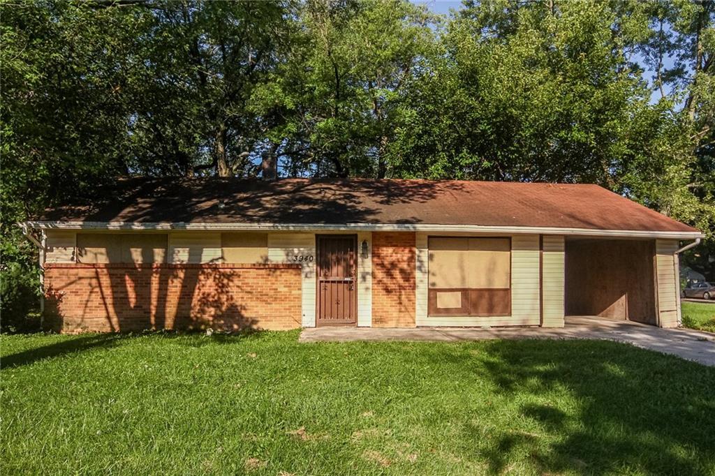 3940 Webster Avenue - Photo 1