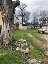 2142 Bellefontaine Street - Photo 1
