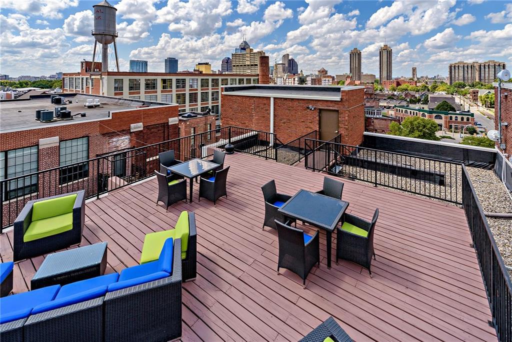 624 Walnut Street - Photo 1