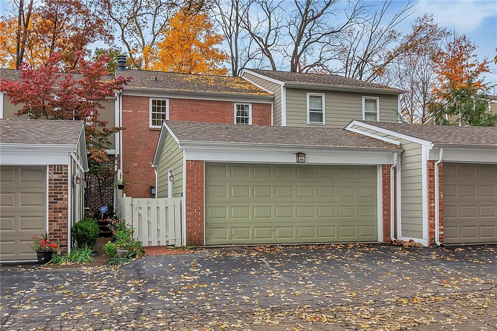 191 Aspen Way - Photo 1