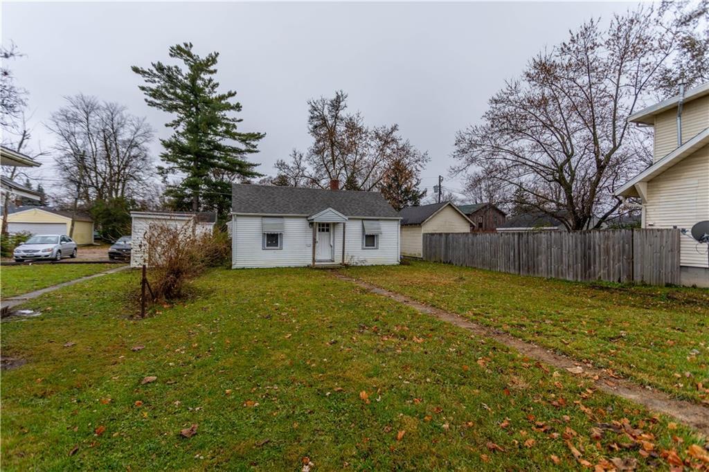 1013 Bethel Avenue - Photo 1