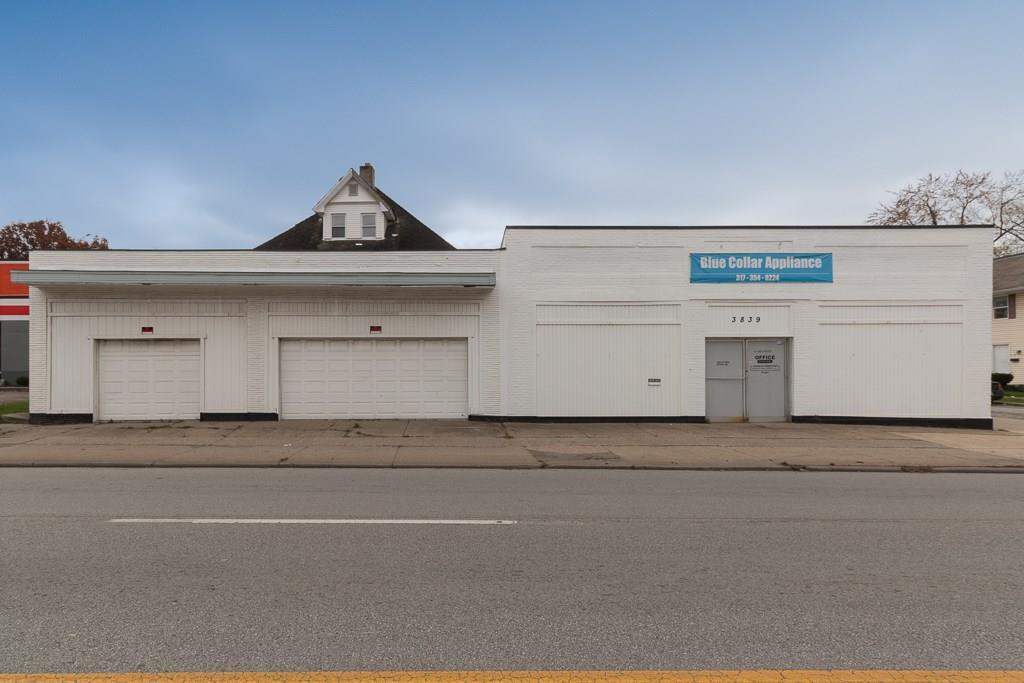 3839 Washington Street - Photo 1