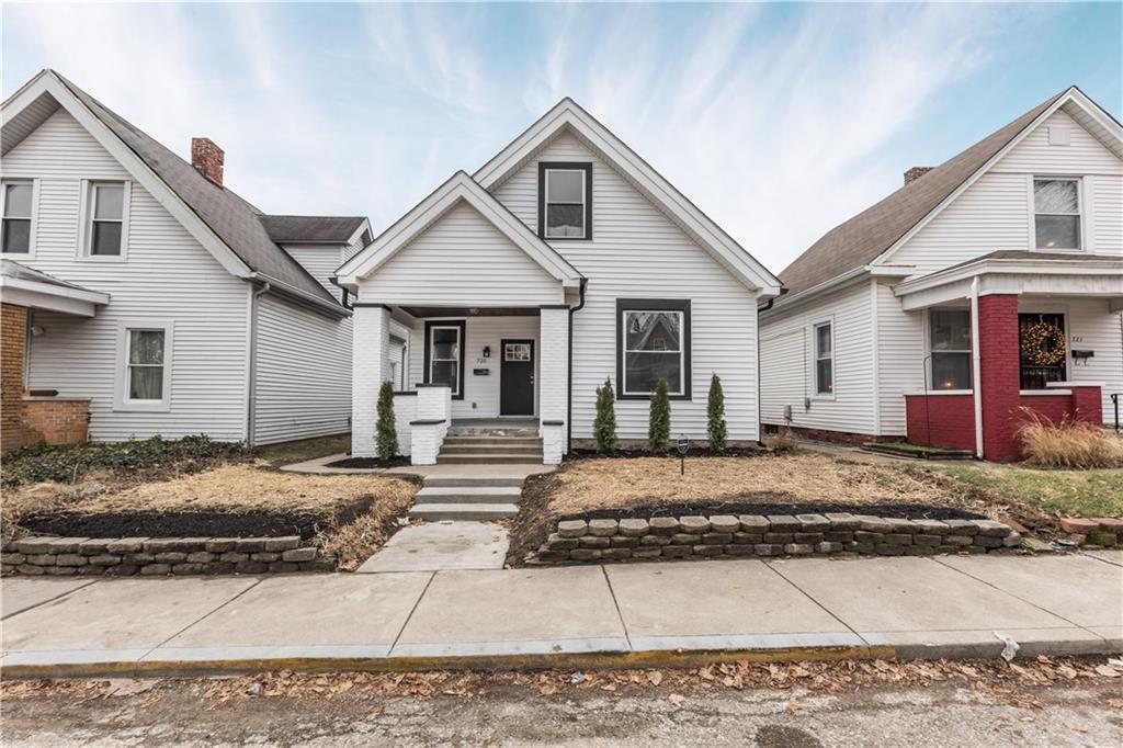 725 Cottage Avenue - Photo 1