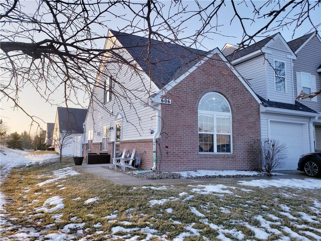 606 Daviess Drive - Photo 1