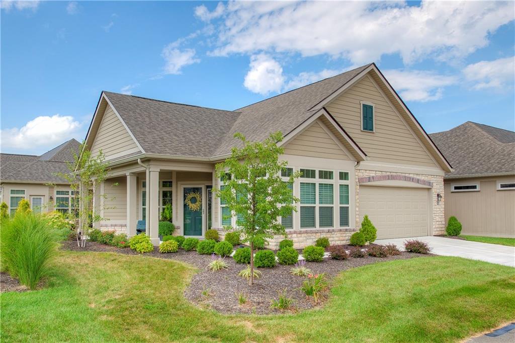 245 Maple View Drive - Photo 1