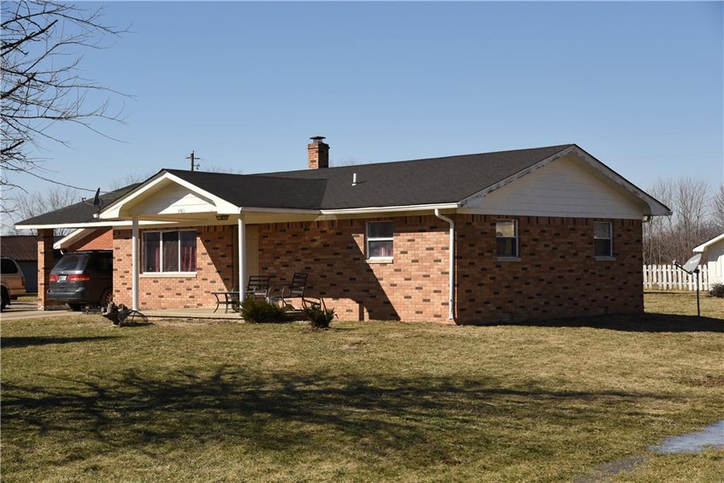 9480 Huggin Hollow Road - Photo 1