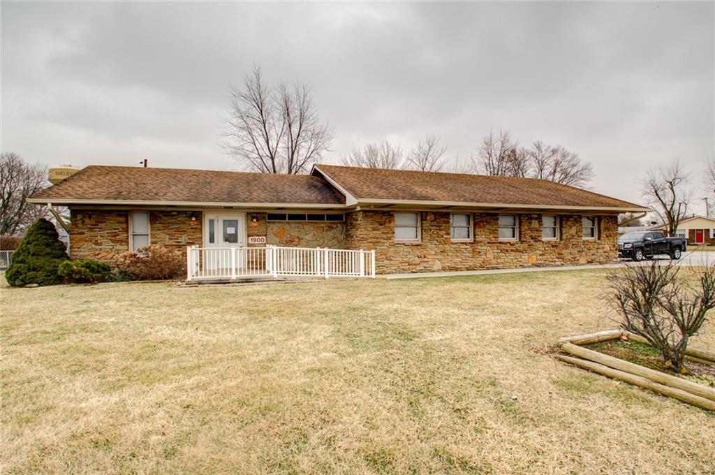 1900 Miller Avenue - Photo 1