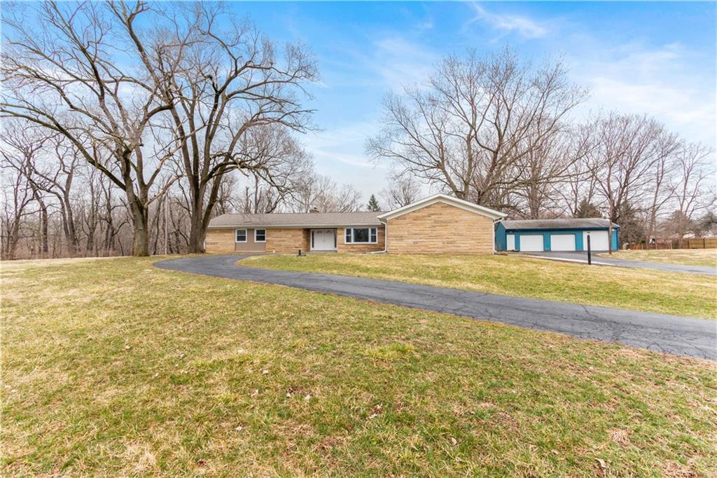 261 Avon Avenue - Photo 1