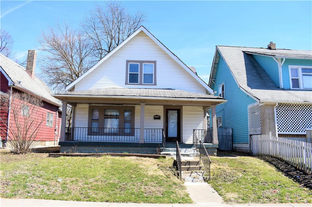 551 Parker Avenue - Photo 1