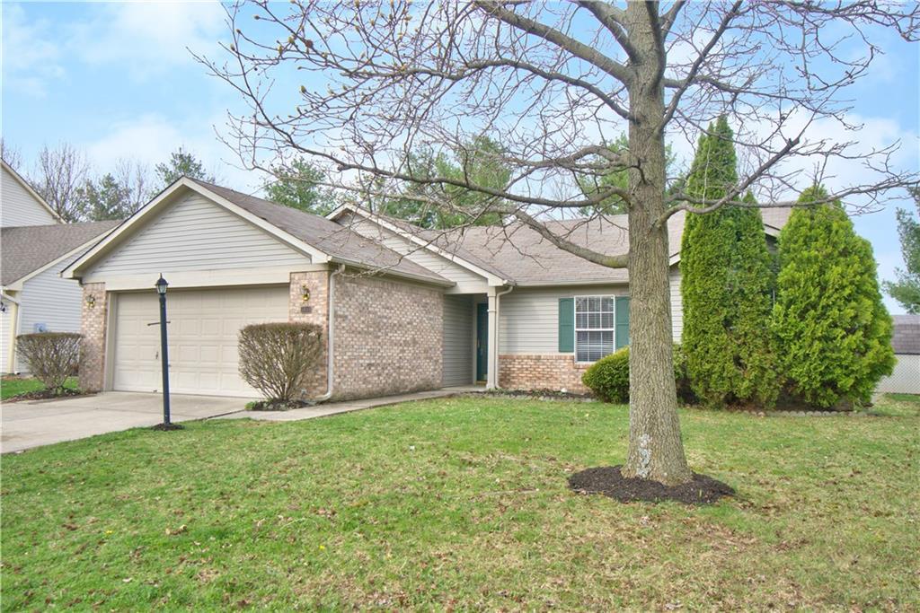 5810 Oakcrest Drive - Photo 1