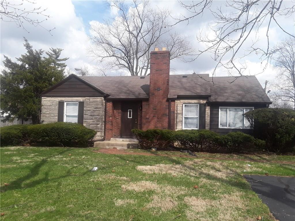 1109 Shadeland Avenue - Photo 1