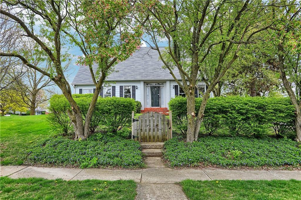 13727 Offutt Drive - Photo 1
