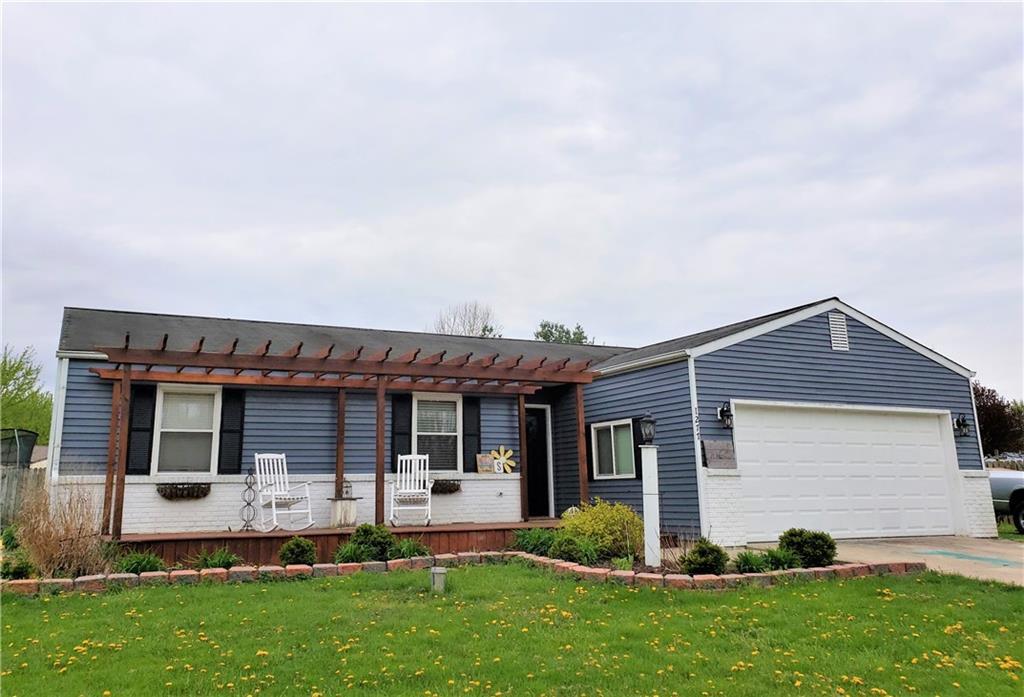 1277 Longwood - Photo 1