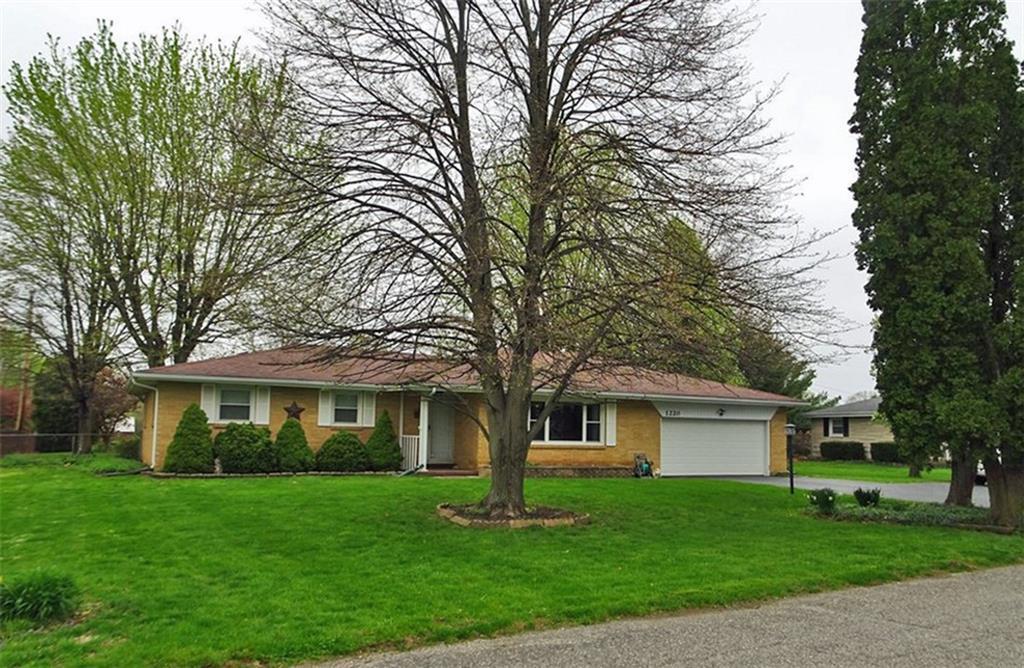 1220 Skyline Drive - Photo 1