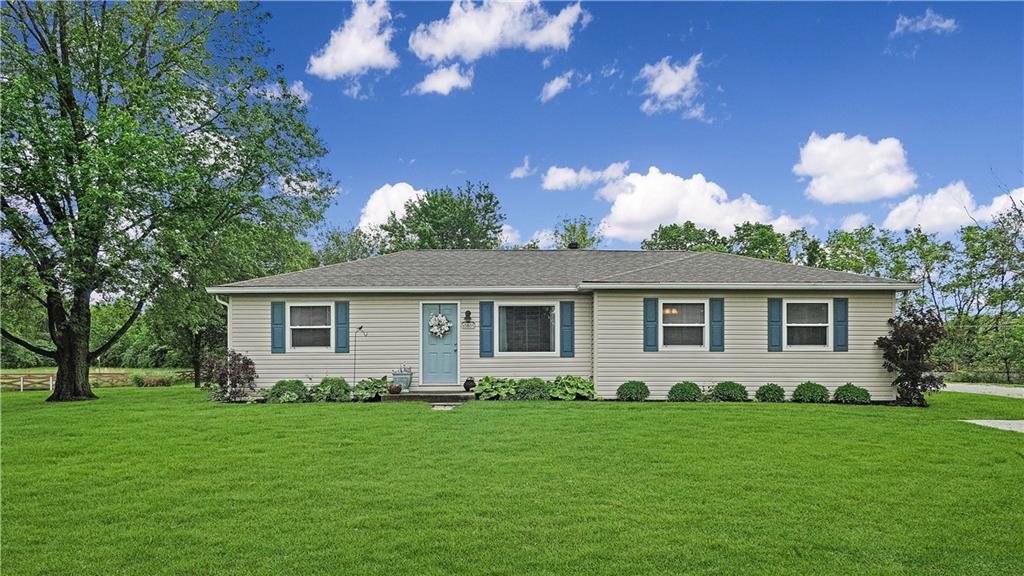 10805 Southport Road - Photo 1