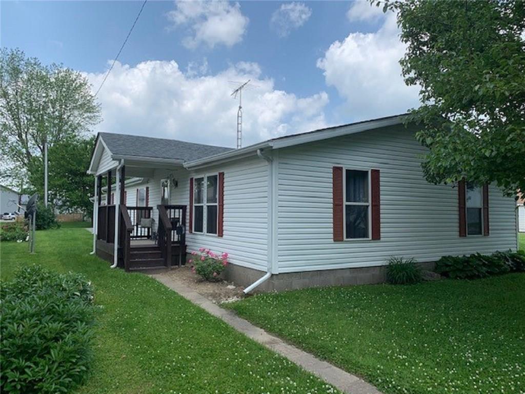 207 Lincoln Street - Photo 1