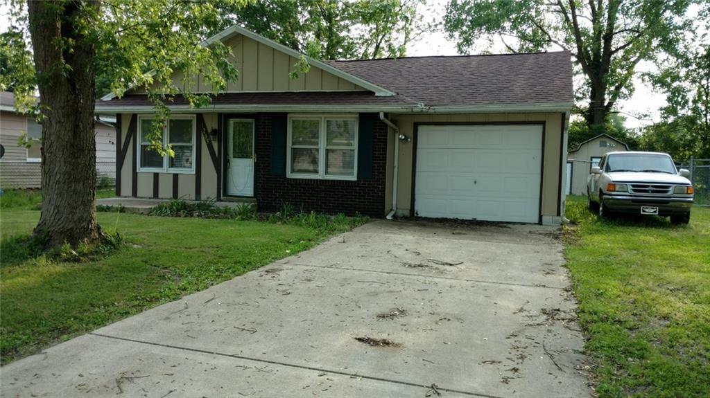 1205 Maple Street - Photo 1