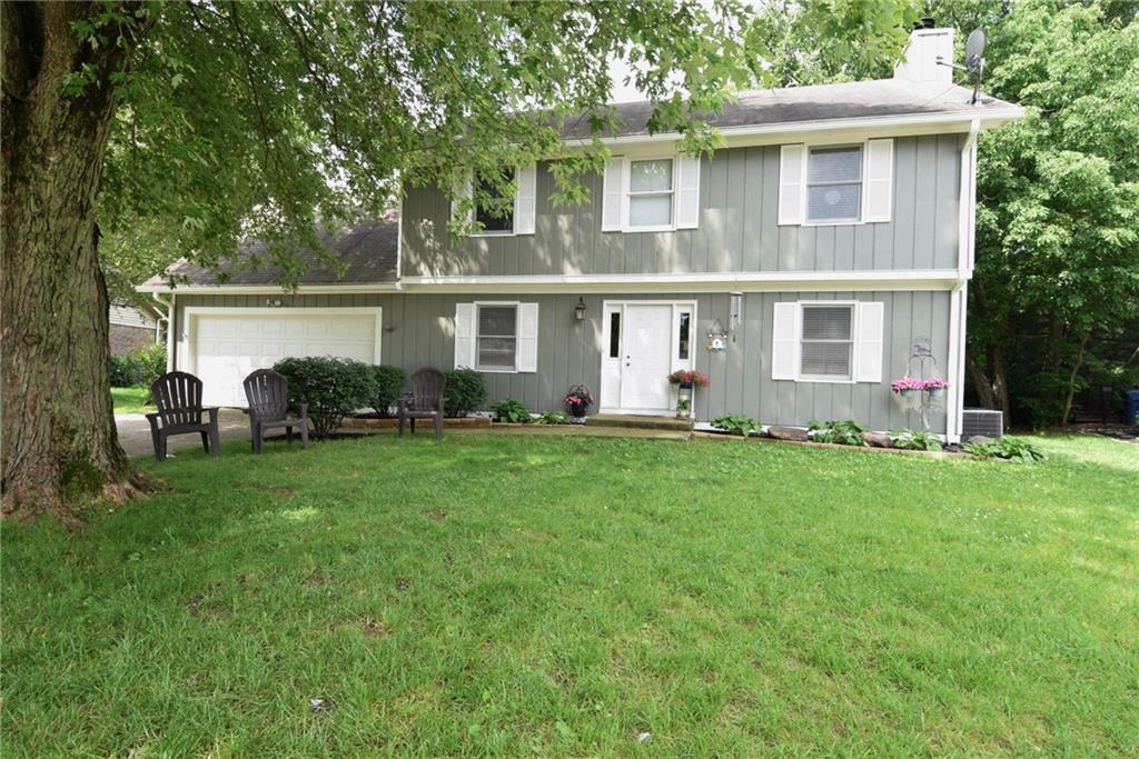304 Thornberry Drive - Photo 1