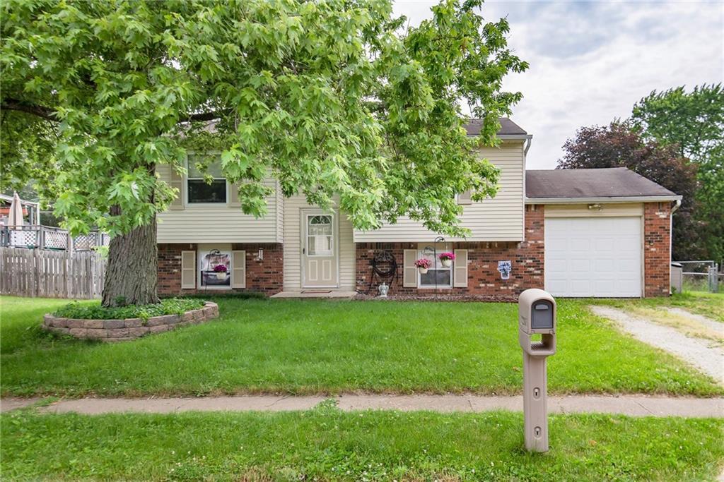 320 Broken Arrow Circle - Photo 1