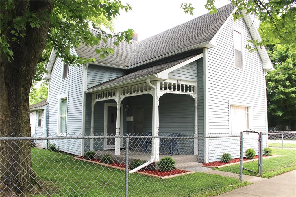324 Jameson Street - Photo 1