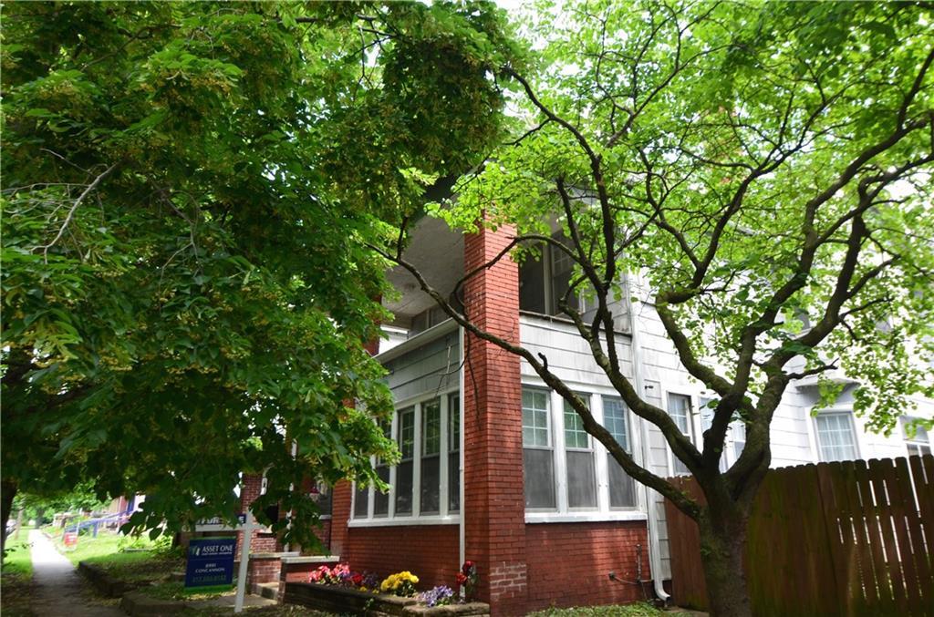207 Walcott Street - Photo 1