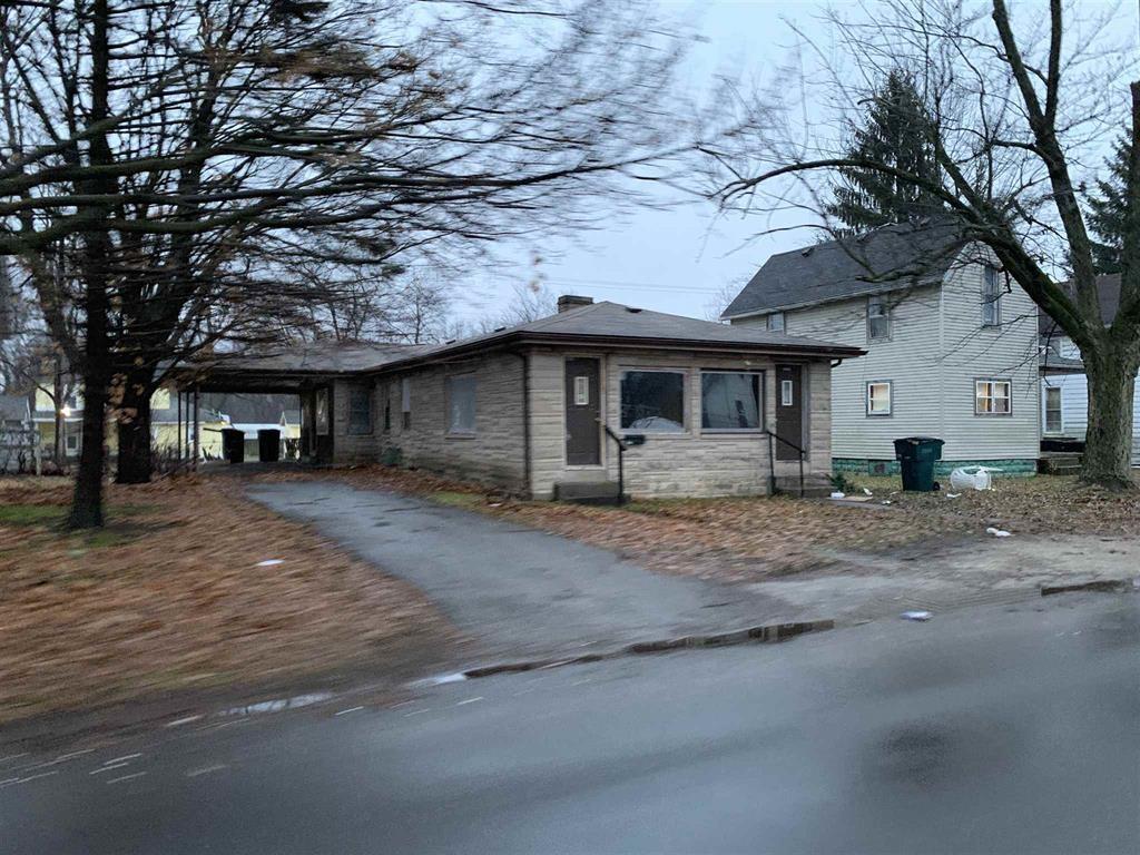 2802 Hackley Street - Photo 1