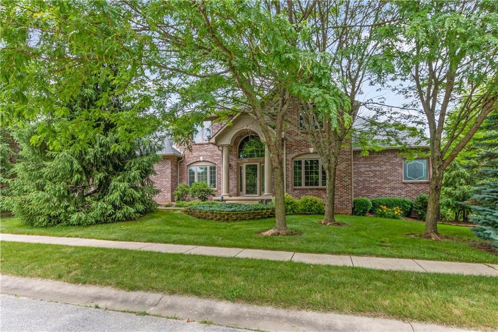 10940 Pine Meadow Circle - Photo 1