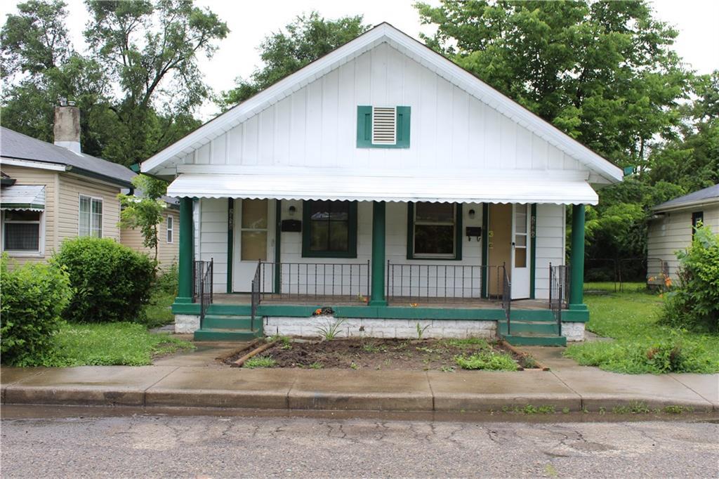 2438 Paris Avenue - Photo 1