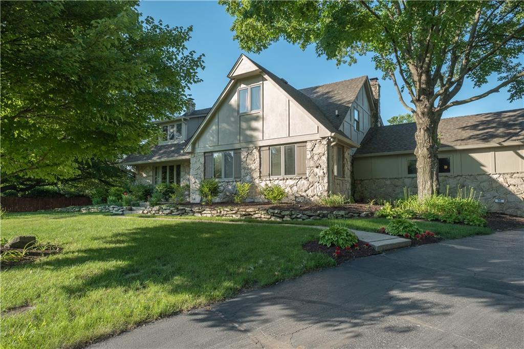 9039 Ashworth Court - Photo 1