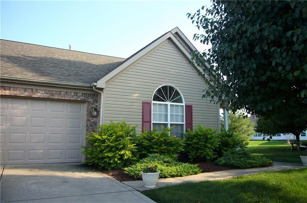 1237 Spencer Drive - Photo 1