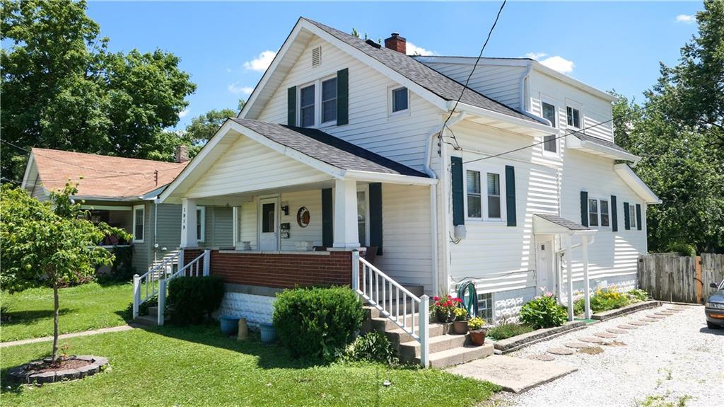 1919 Albany Street - Photo 1