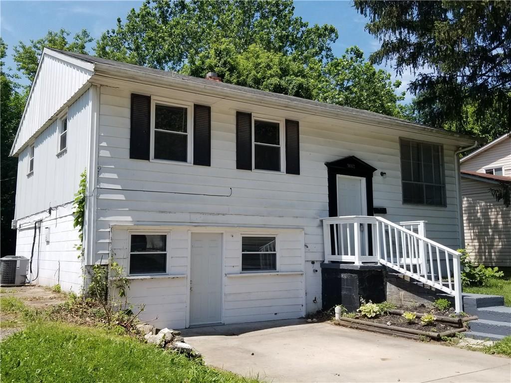 3882 Esquire Place - Photo 1