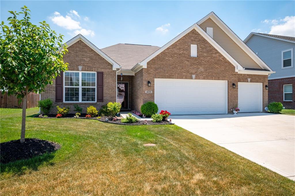 4635 Lawrence Way - Photo 1