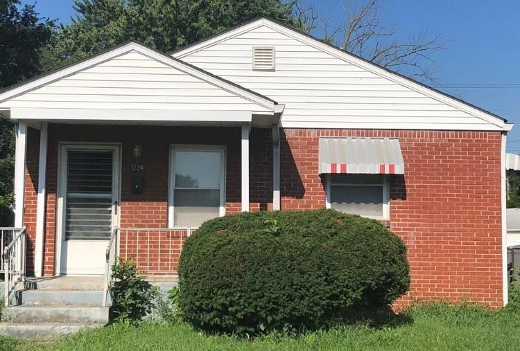 224 Bradley Avenue - Photo 1