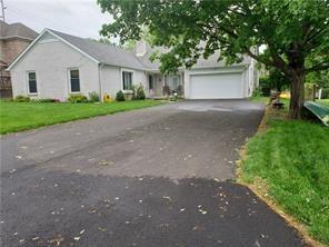 115 Lakeside Court - Photo 1