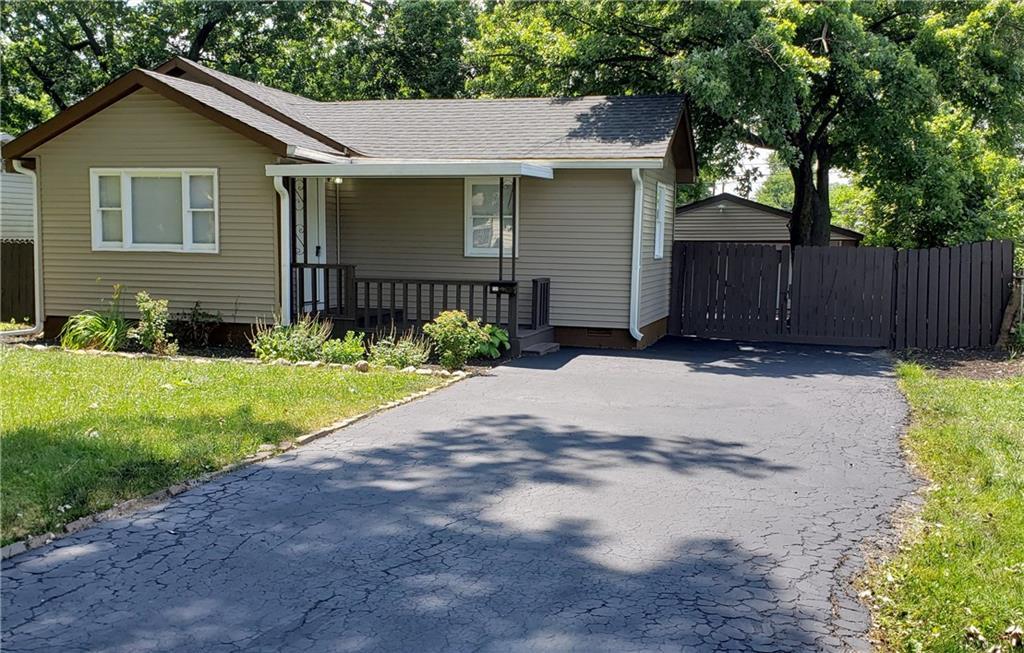 720 Drexel Avenue - Photo 1