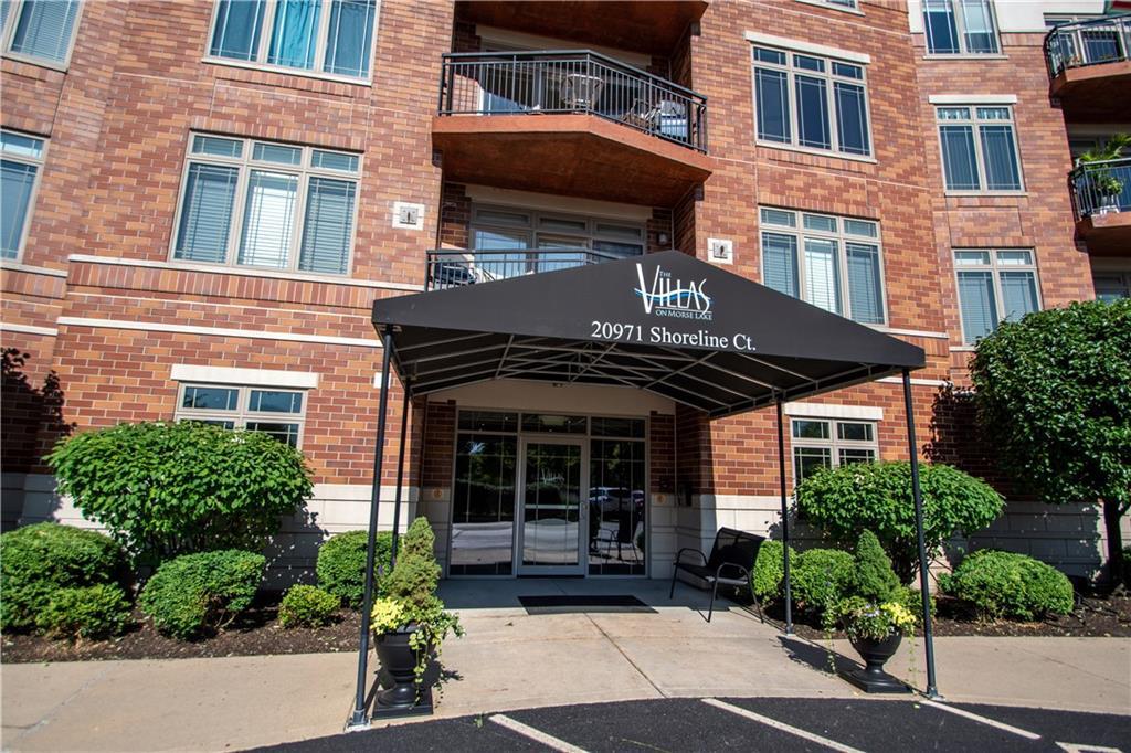 20971 Shoreline Court - Photo 1