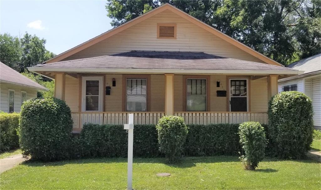417 Bernard Avenue - Photo 1