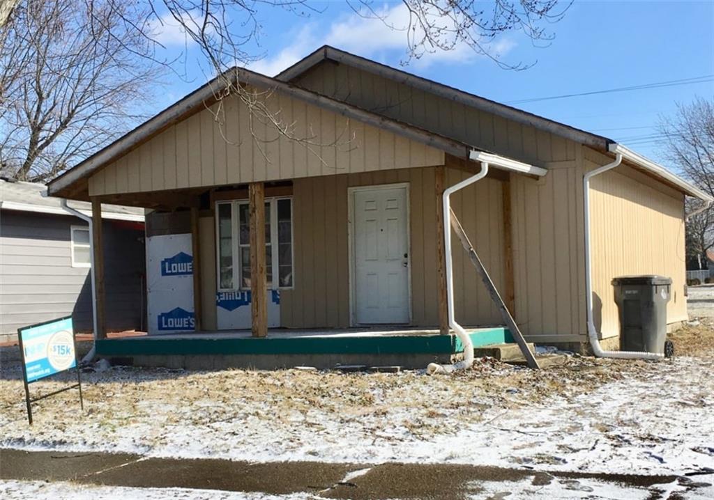1133 Kealing Avenue - Photo 1