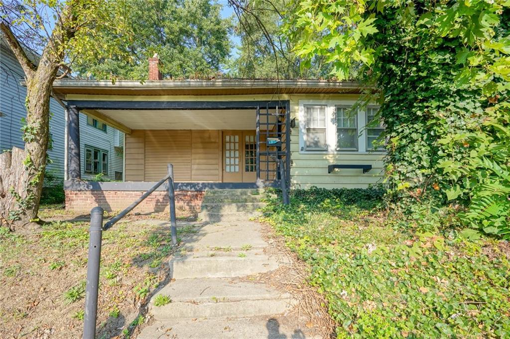828 Lasalle Street - Photo 1