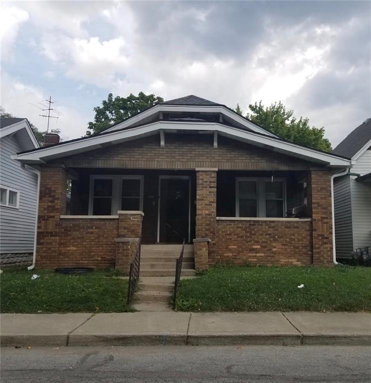 925 Oxford Street - Photo 1