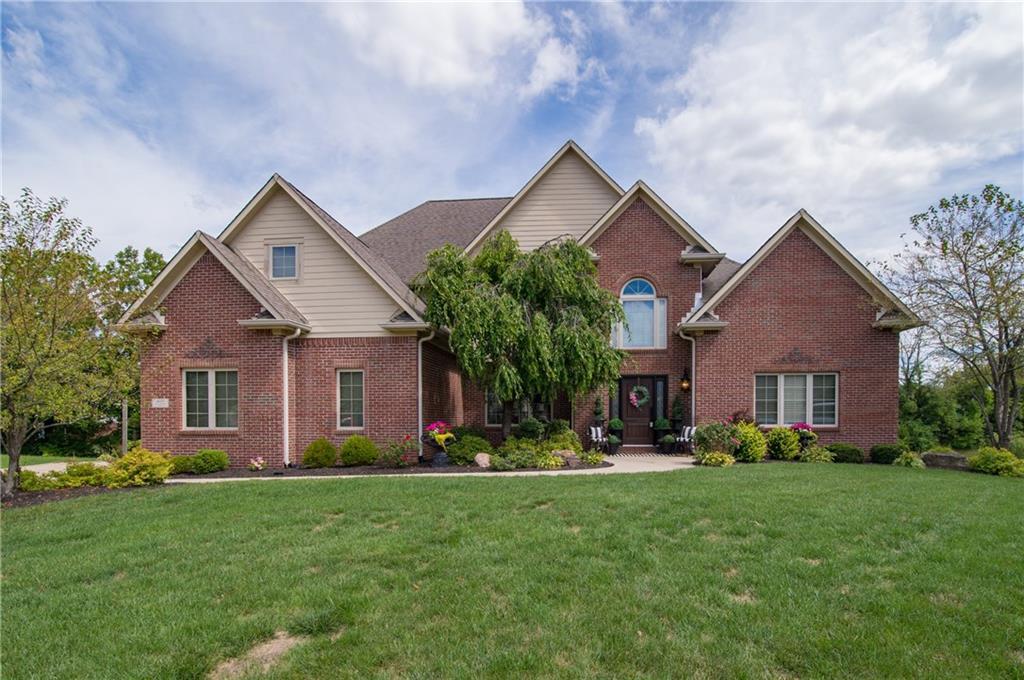 8017 Shady Woods Drive - Photo 1