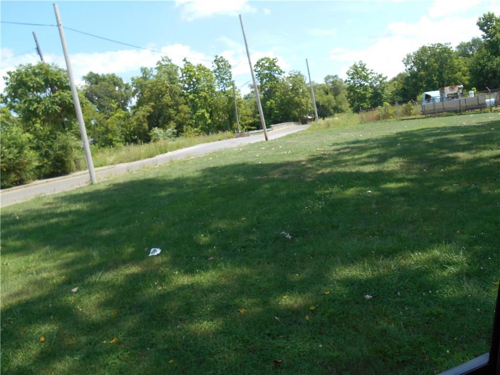 869 25th Street - Photo 1